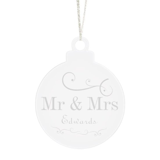 Engraved Mr and Mrs Bauble