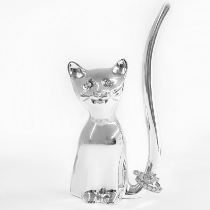 Engraved Silver Finish Ring Cat Holder